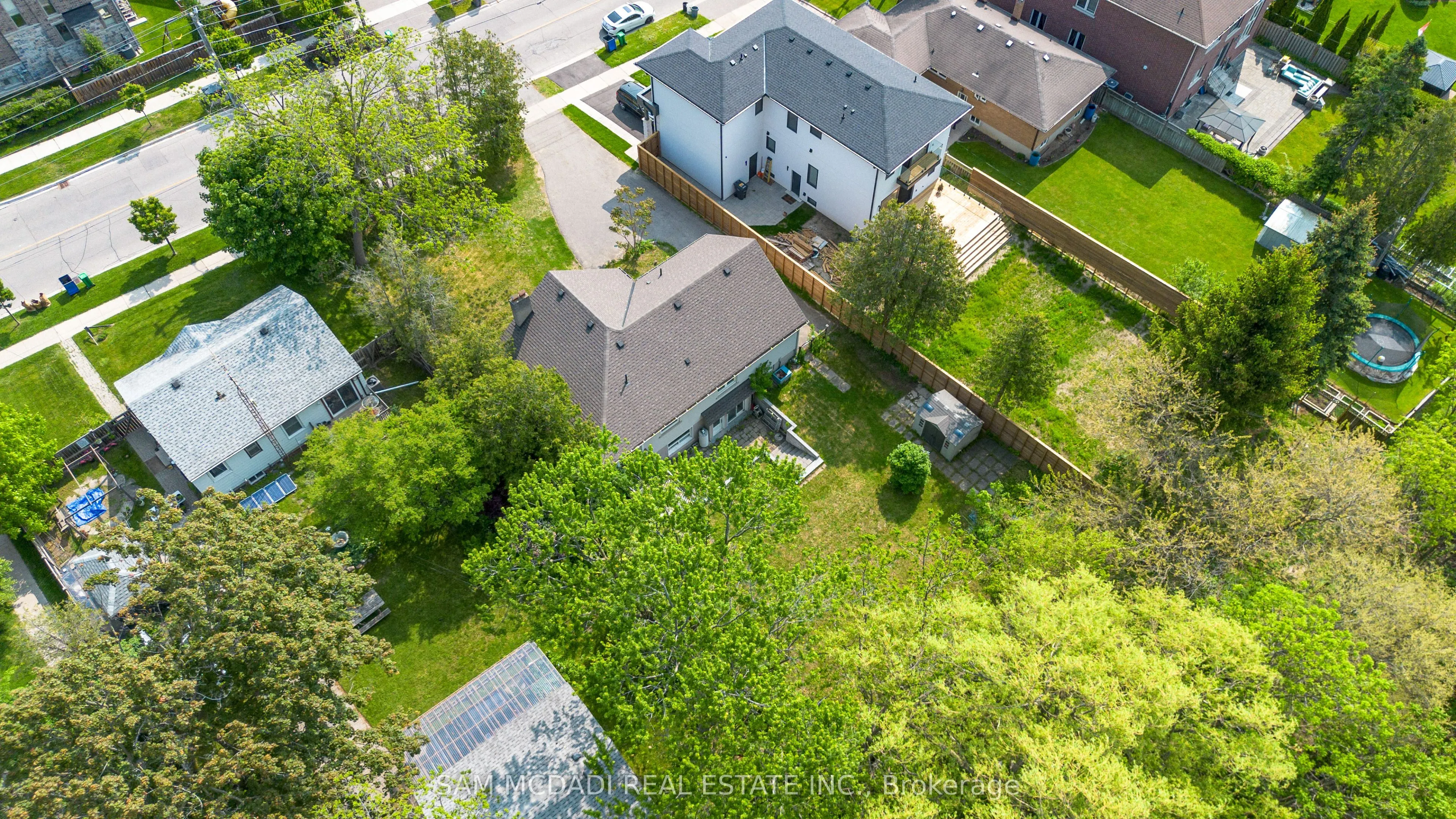 1228 Haig Boulevard