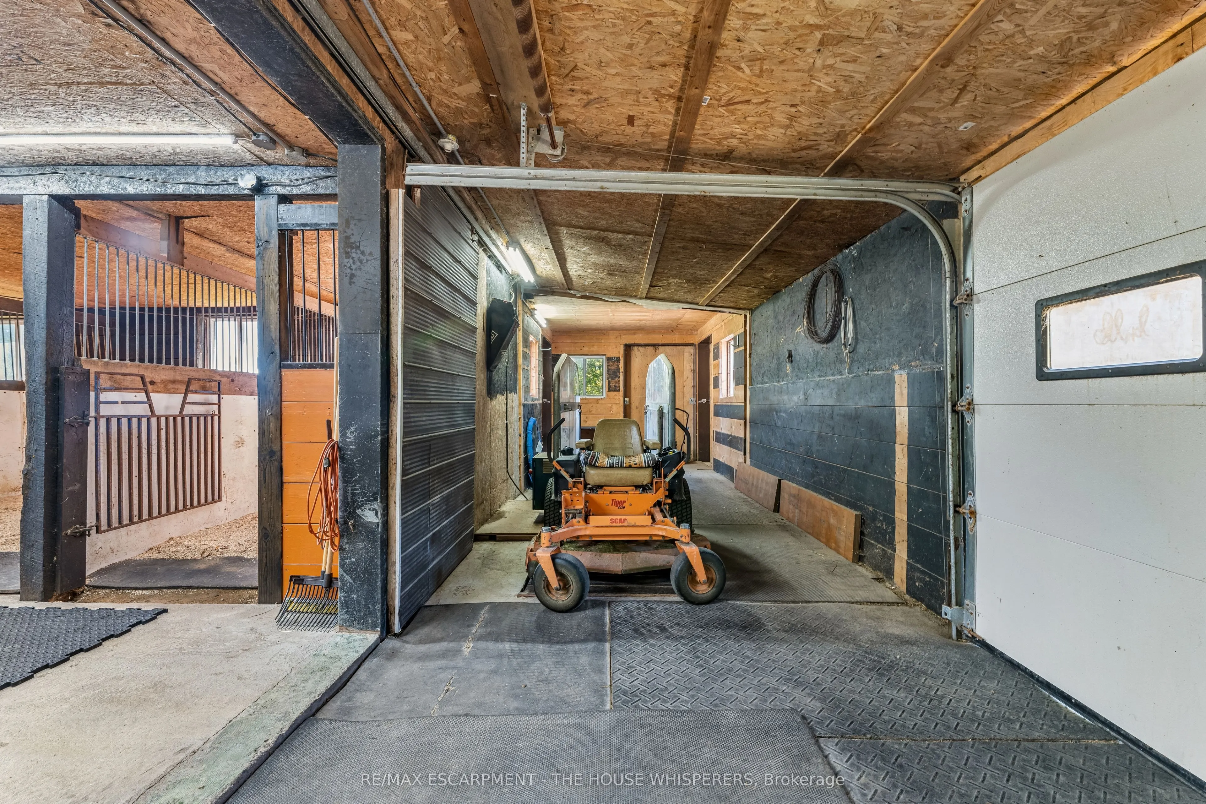 1250 Arkell Road