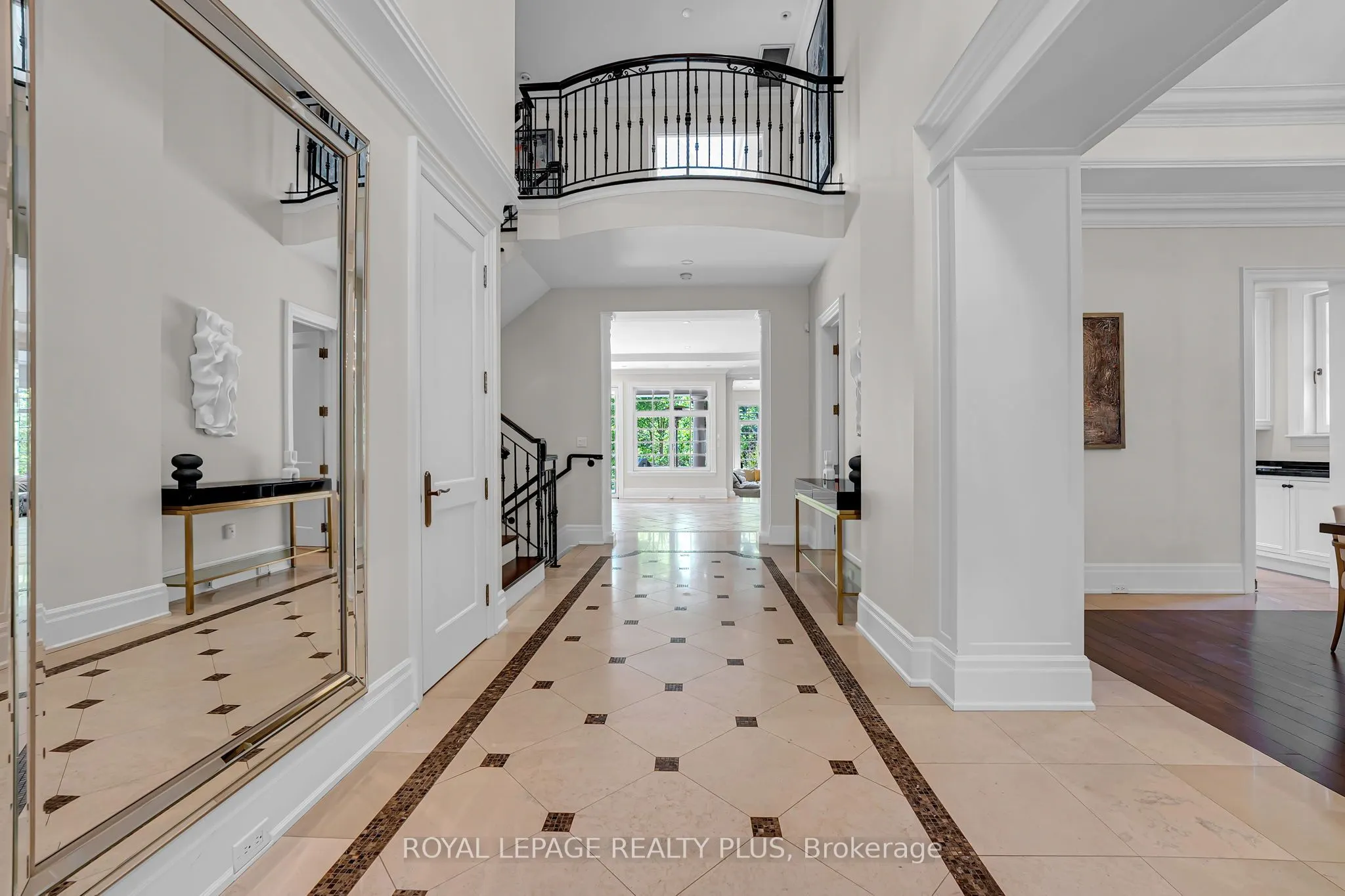 1476 Carmen Drive