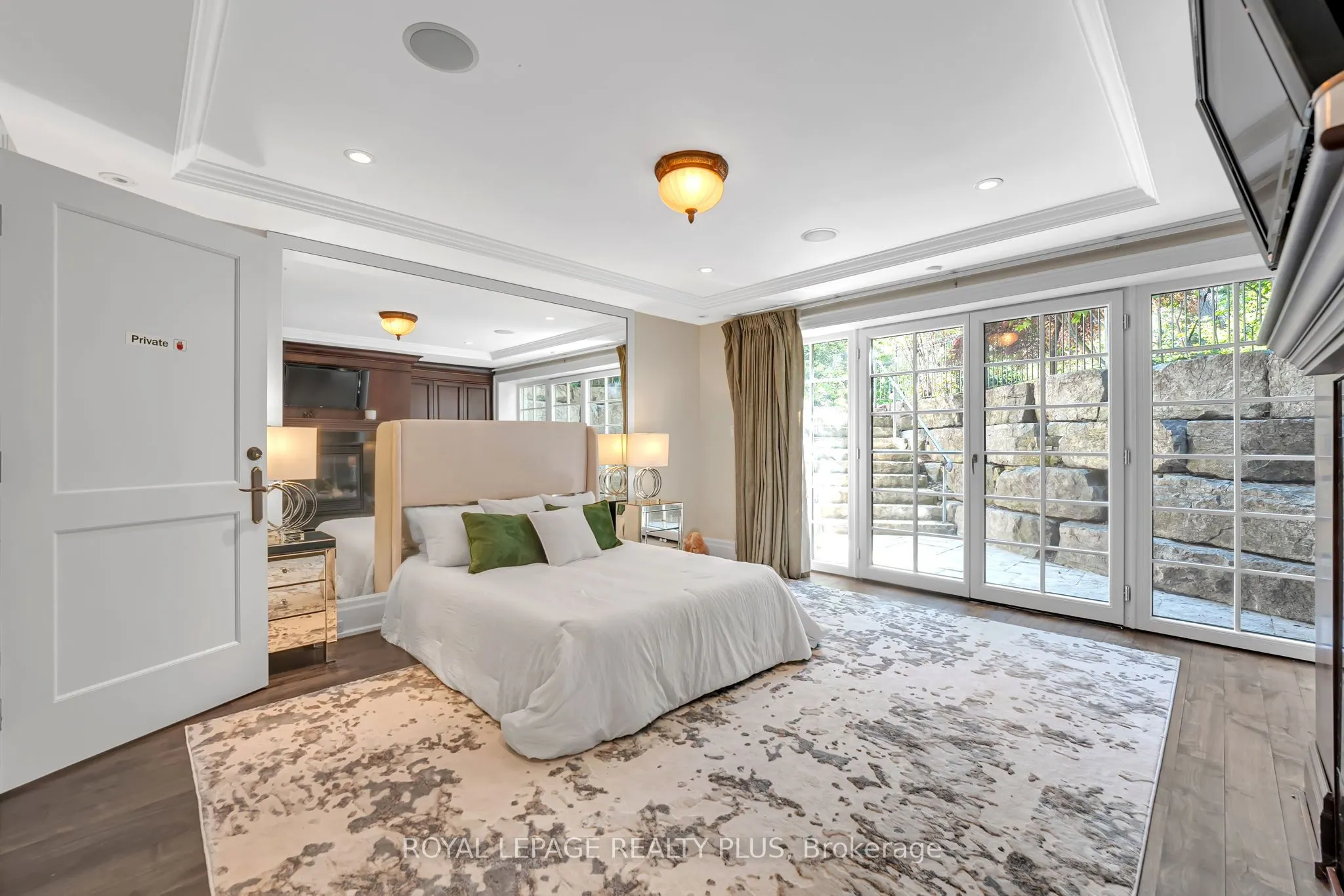 1476 Carmen Drive
