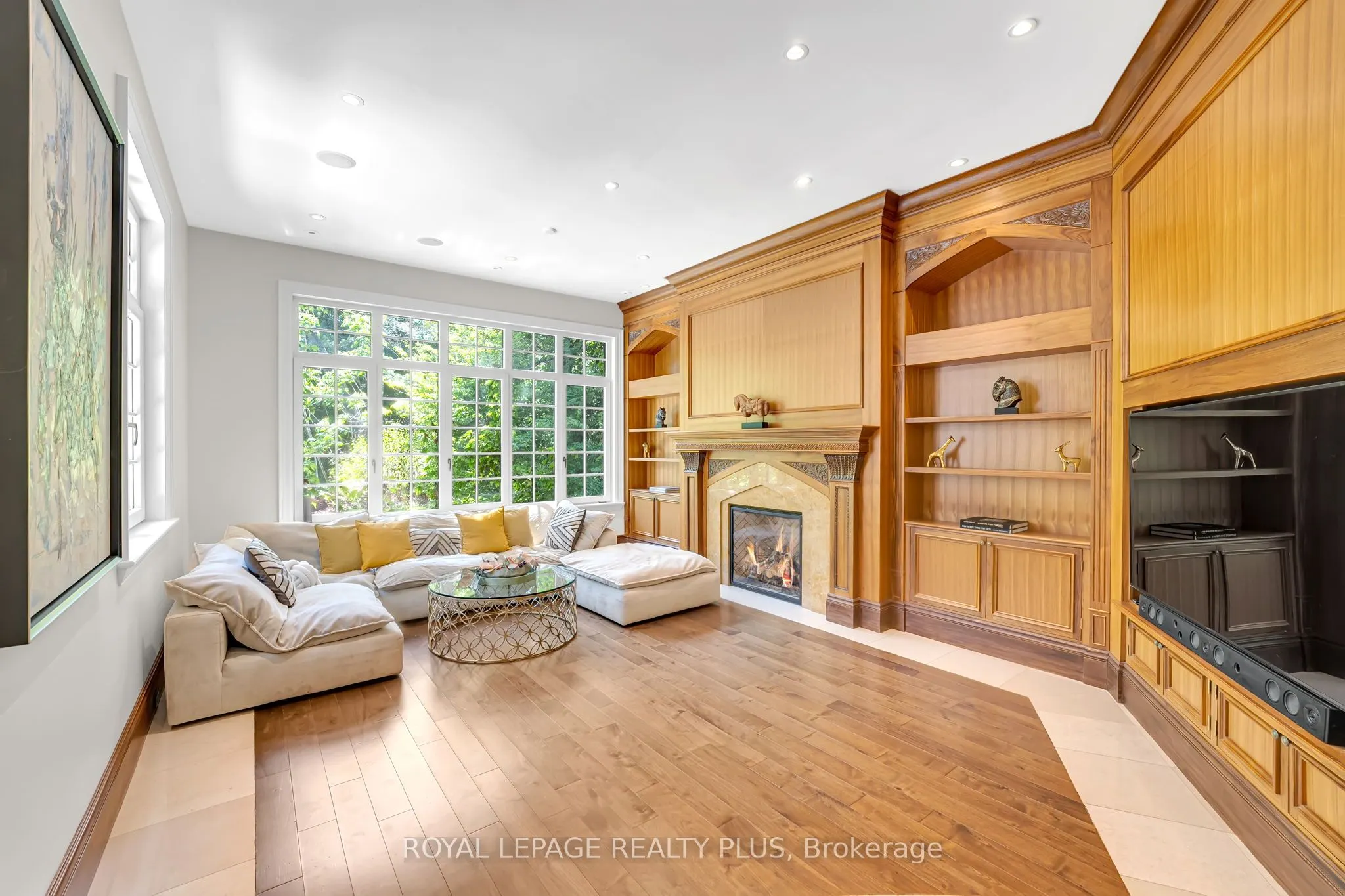 1476 Carmen Drive