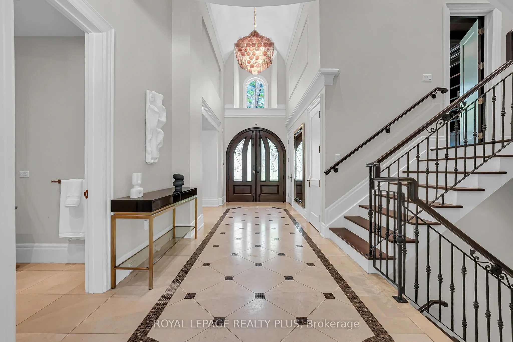 1476 Carmen Drive