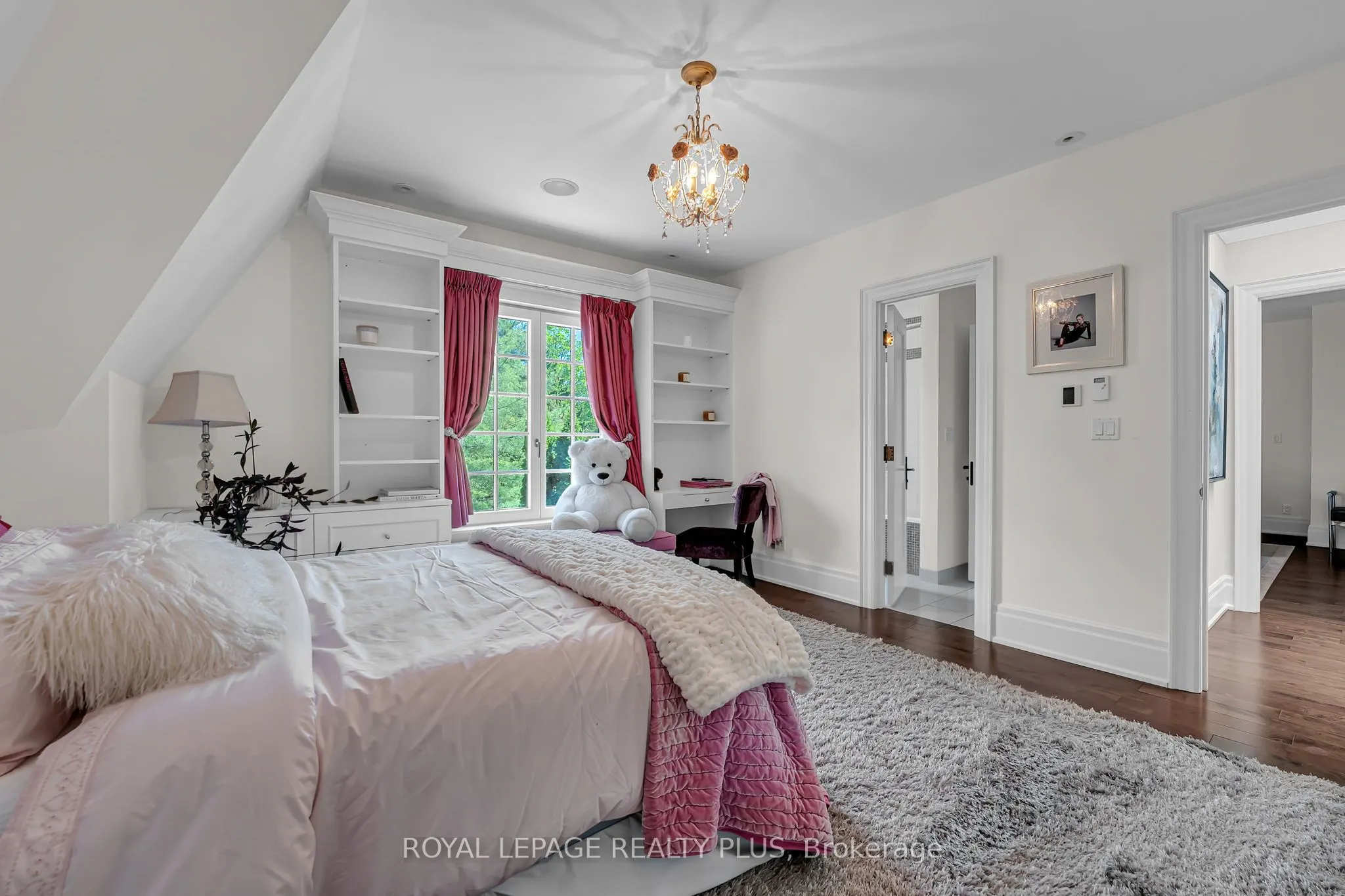 1476 Carmen Drive