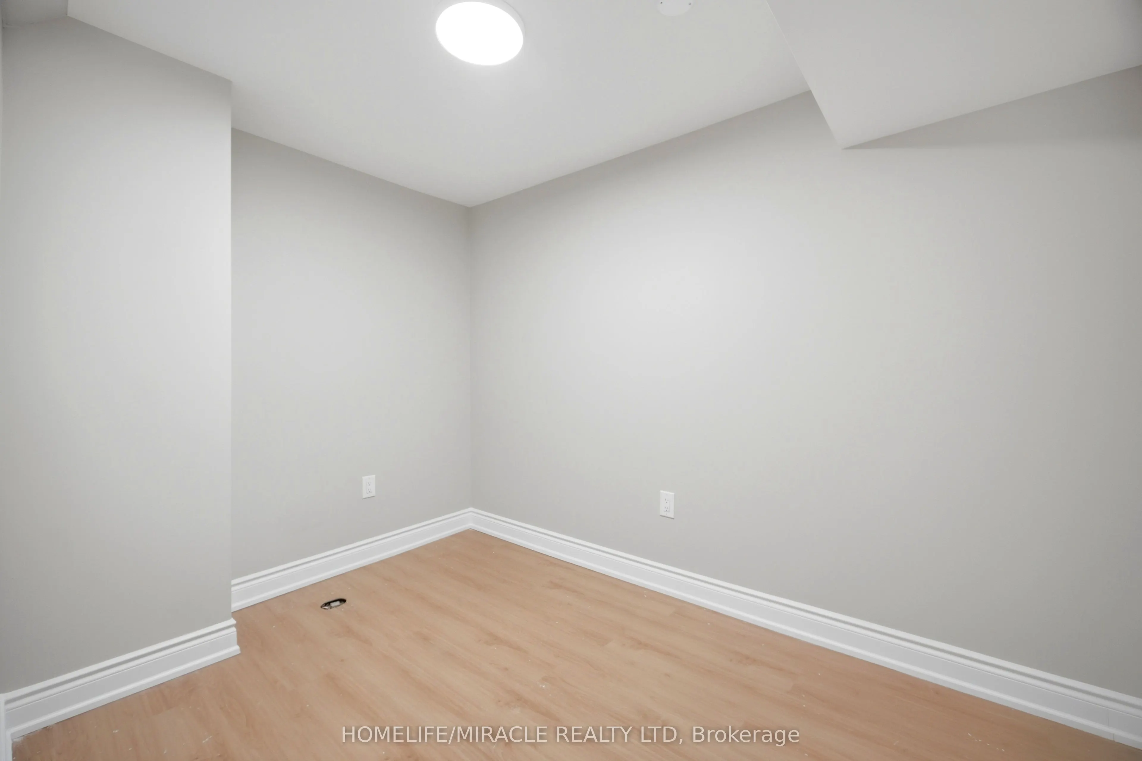 96 Bonham Boulevard