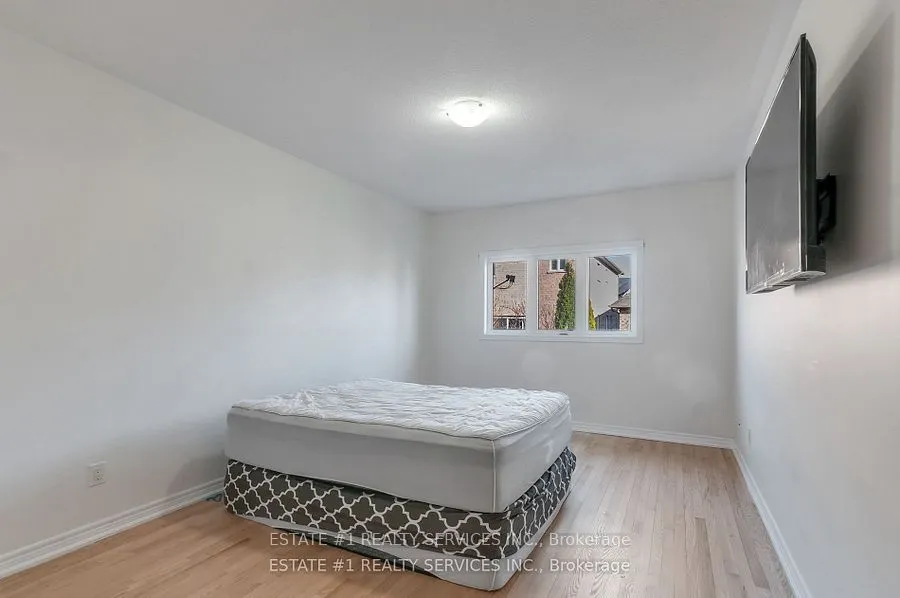 40 Balin Crescent