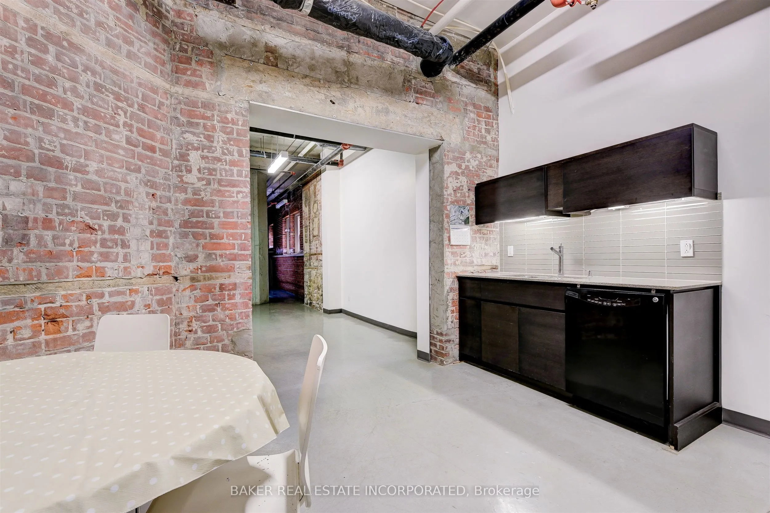 152 Annette Street #107