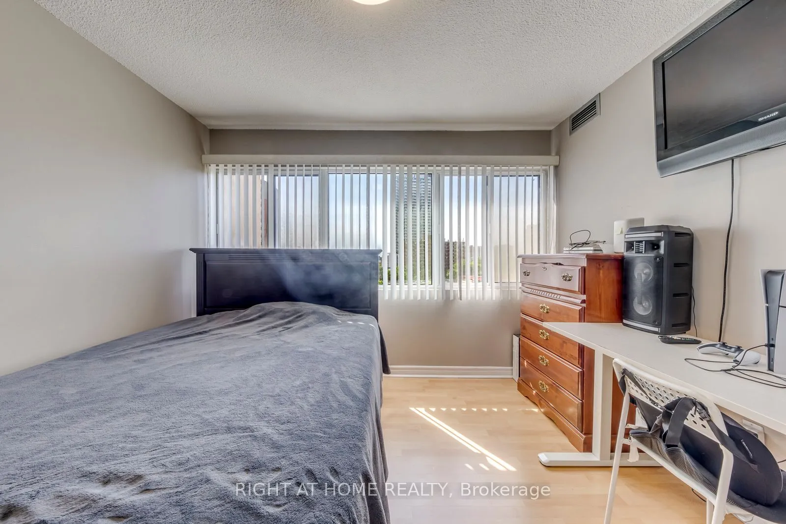 50 Elm Drive E #607