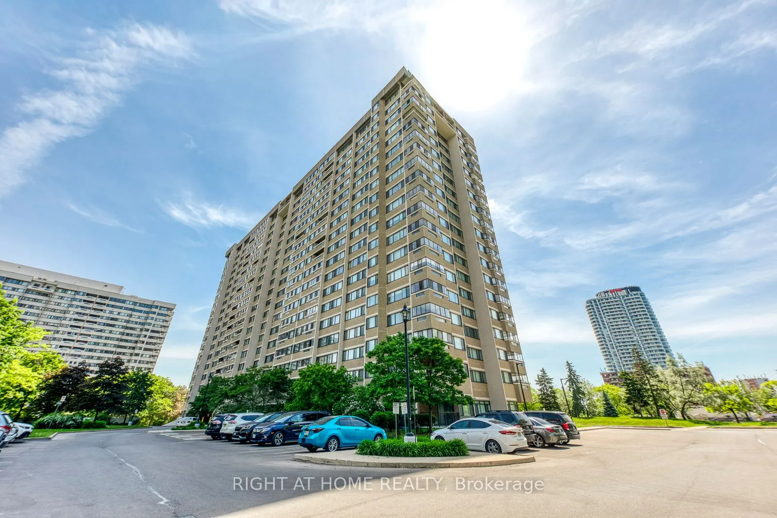 50 Elm Drive E #607