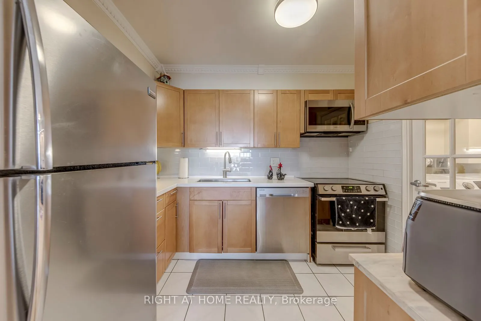 50 Elm Drive E #607