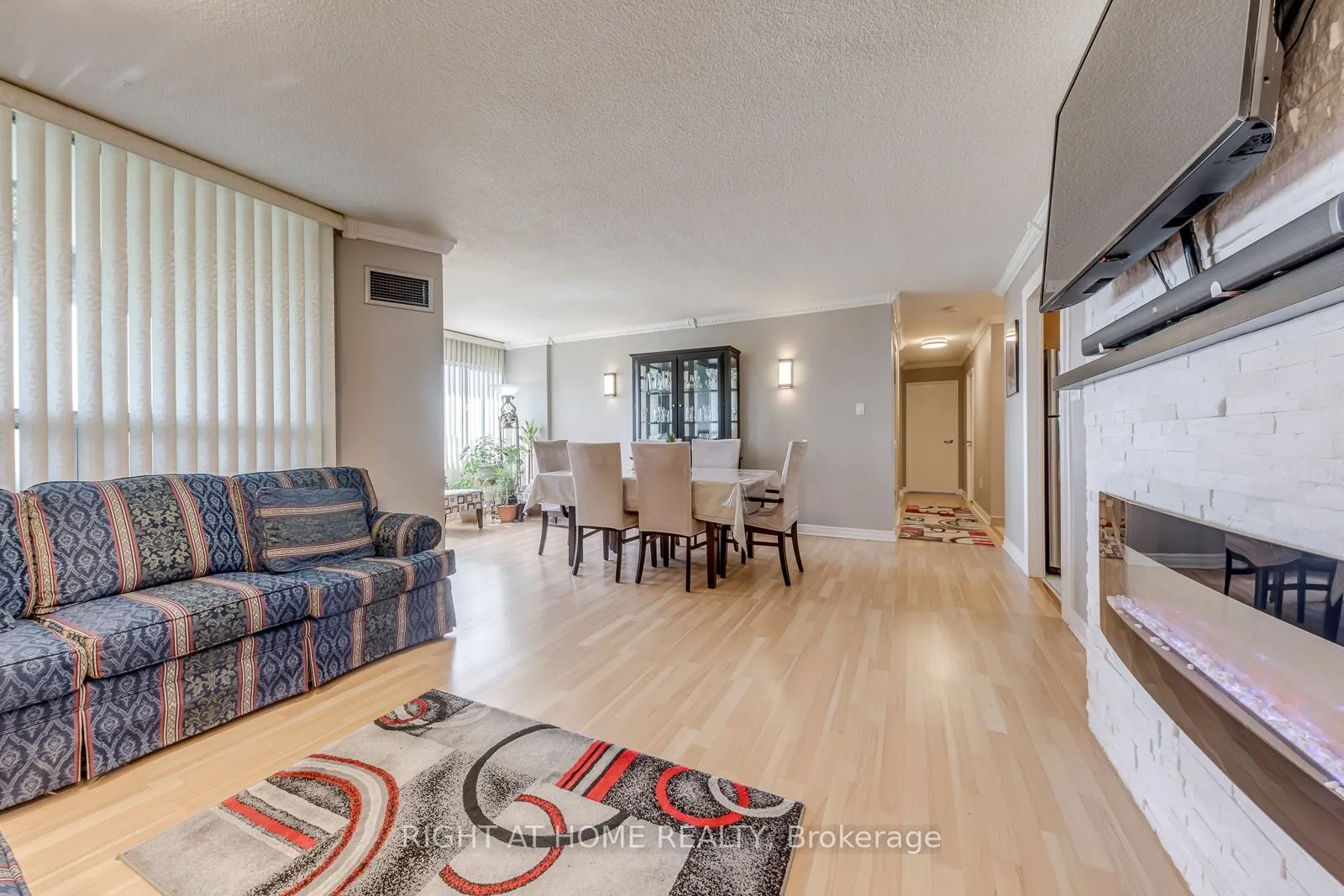 50 Elm Drive E #607