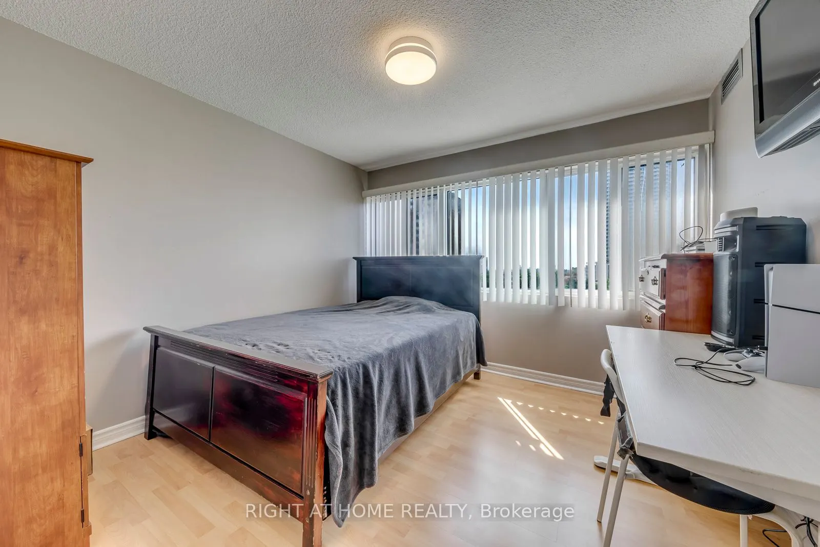 50 Elm Drive E #607
