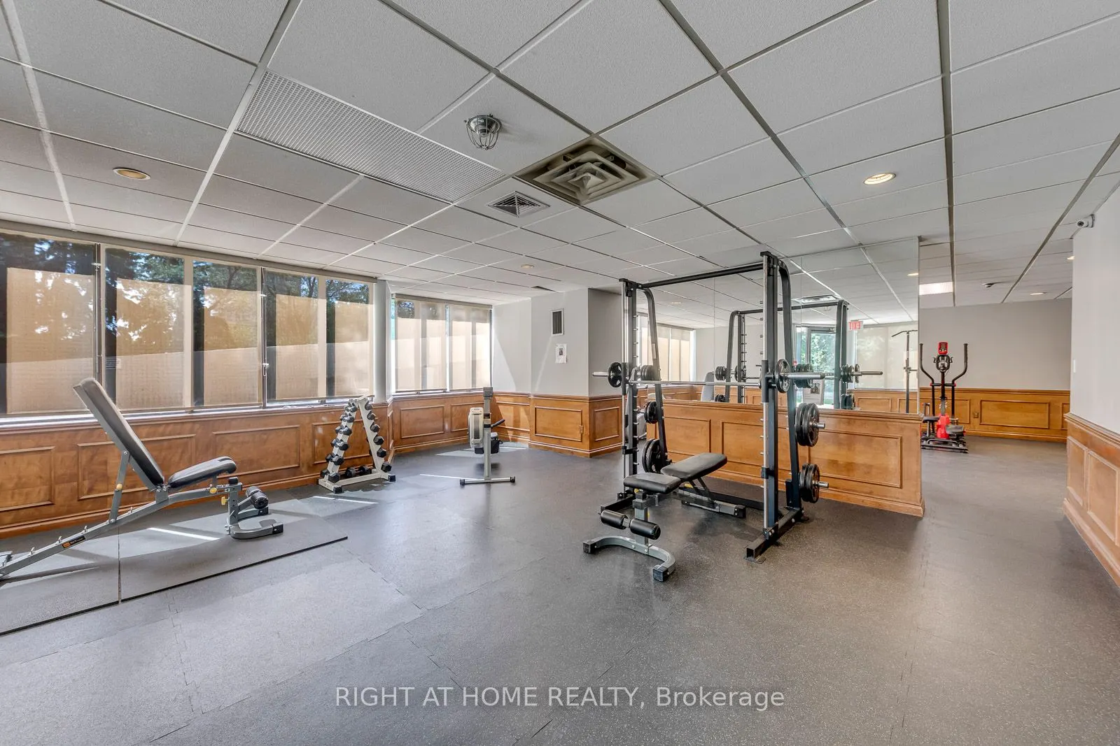 50 Elm Drive E #607