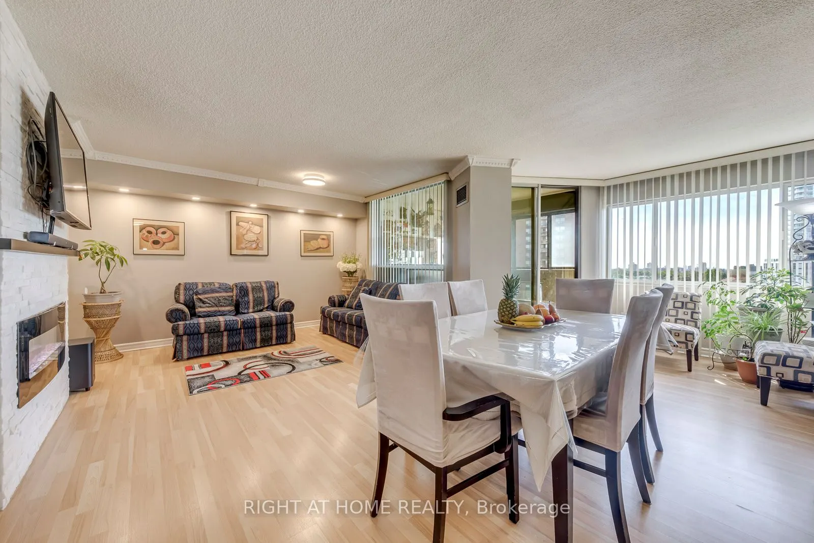 50 Elm Drive E #607