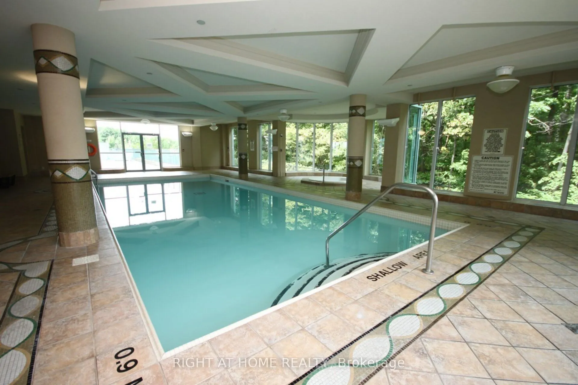 2545 Erin Centre Boulevard #1211