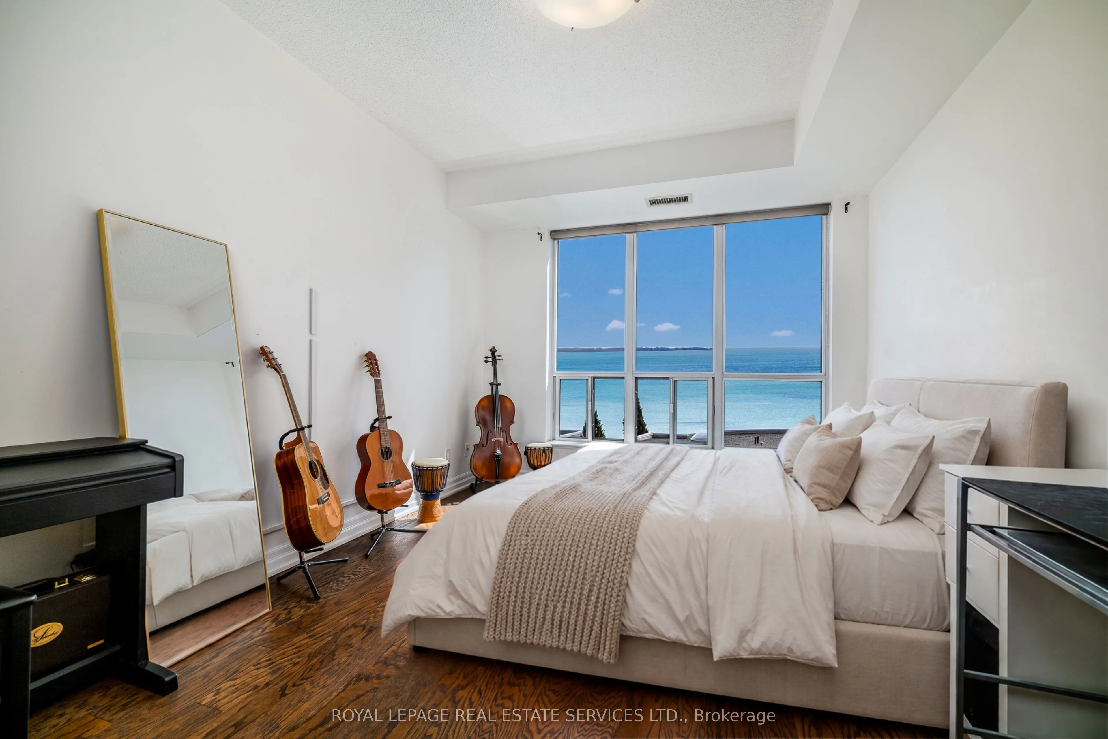2087 Lake Shore Boulevard W #1504