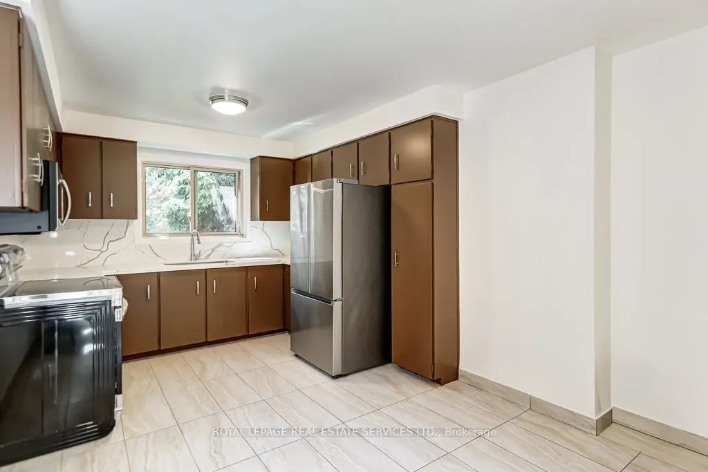 38 Jellicoe Avenue