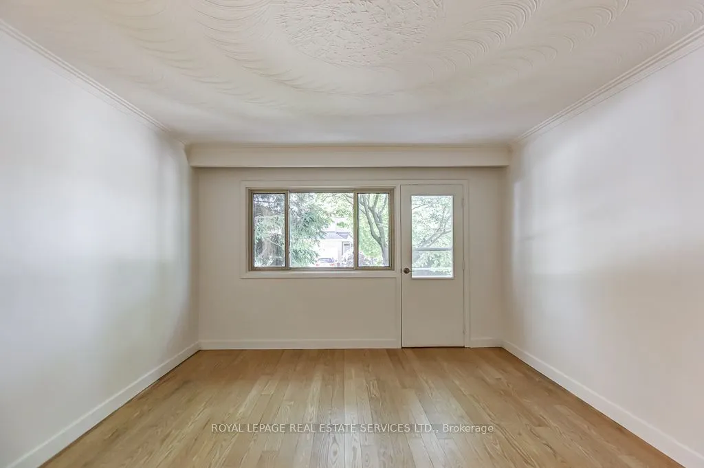 38 Jellicoe Avenue