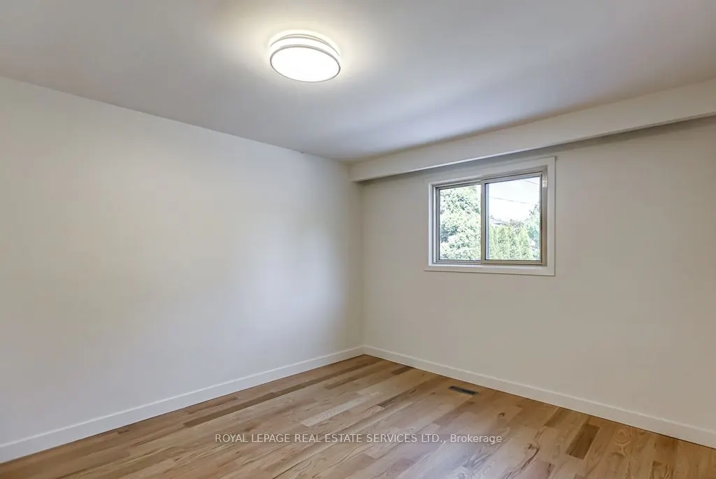 38 Jellicoe Avenue