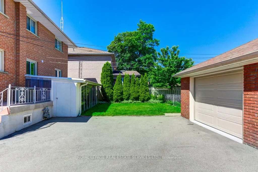 38 Jellicoe Avenue