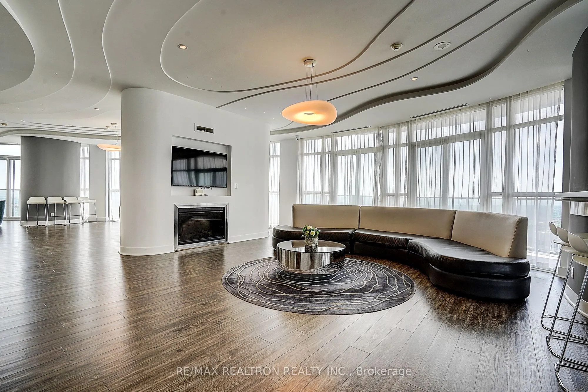 60 Absolute Avenue #706