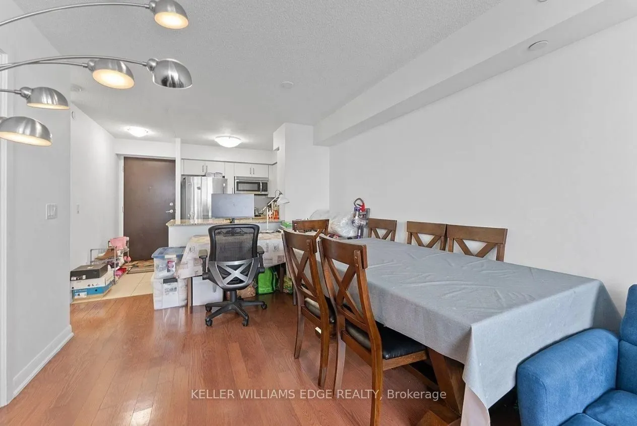215 Sherway Gardens Road #809
