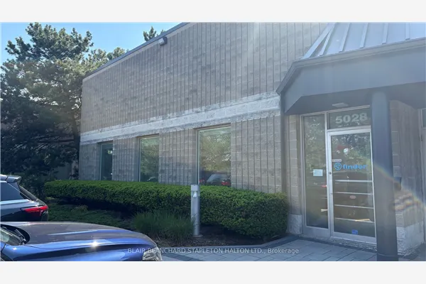5028 South Service Road