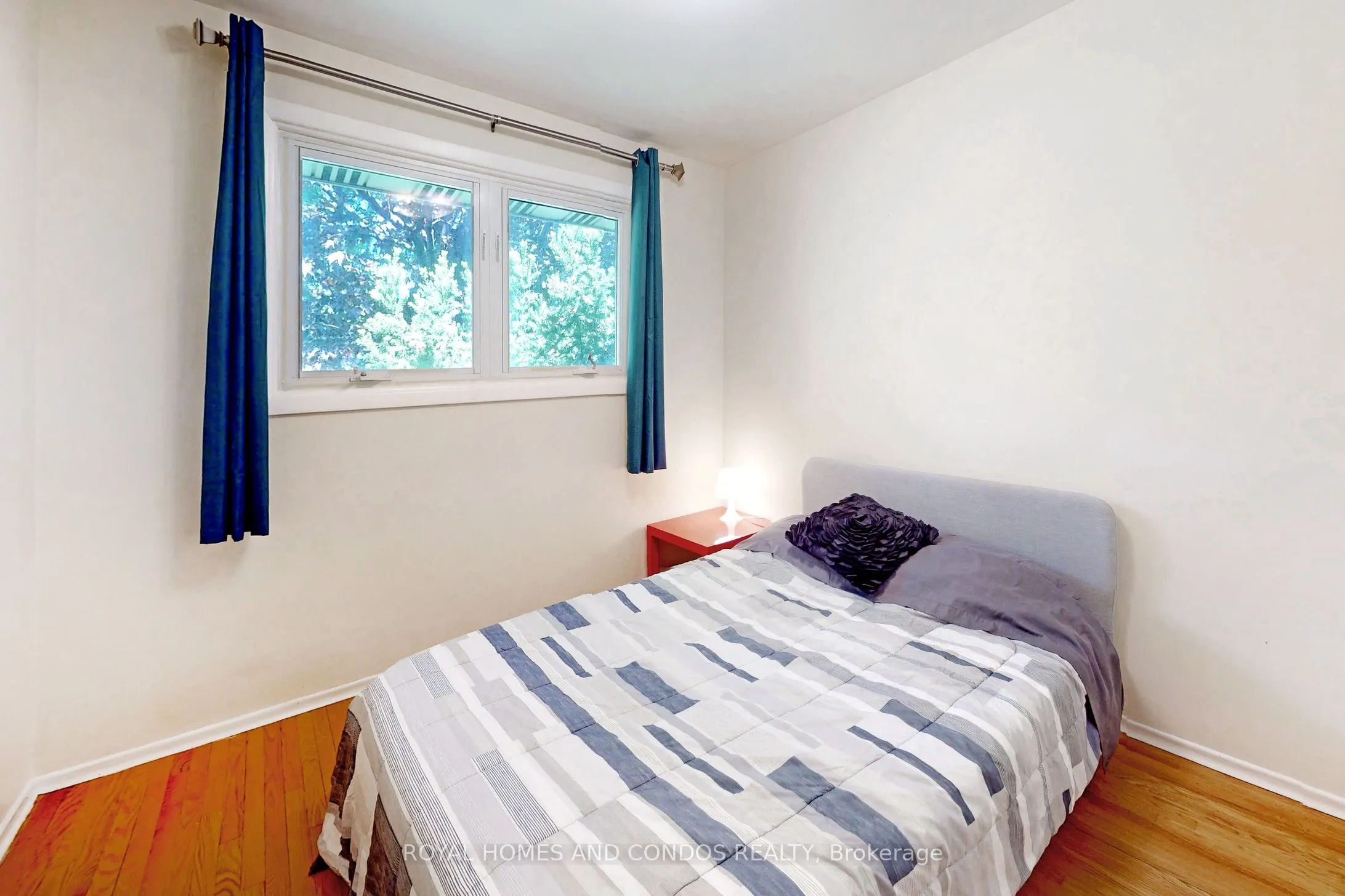 6 Raylawn Crescent