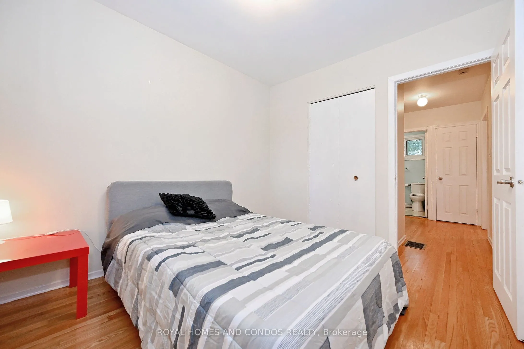 6 Raylawn Crescent