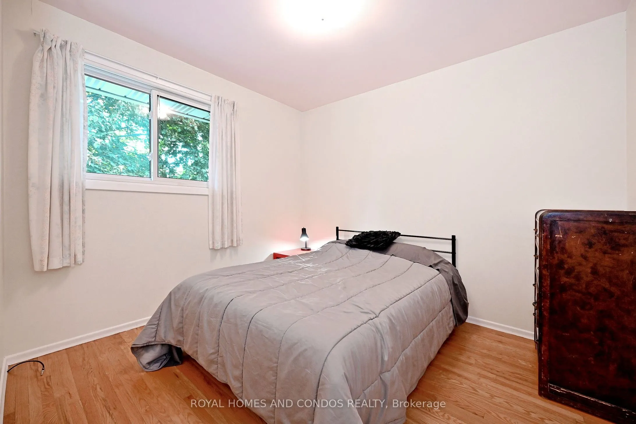 6 Raylawn Crescent