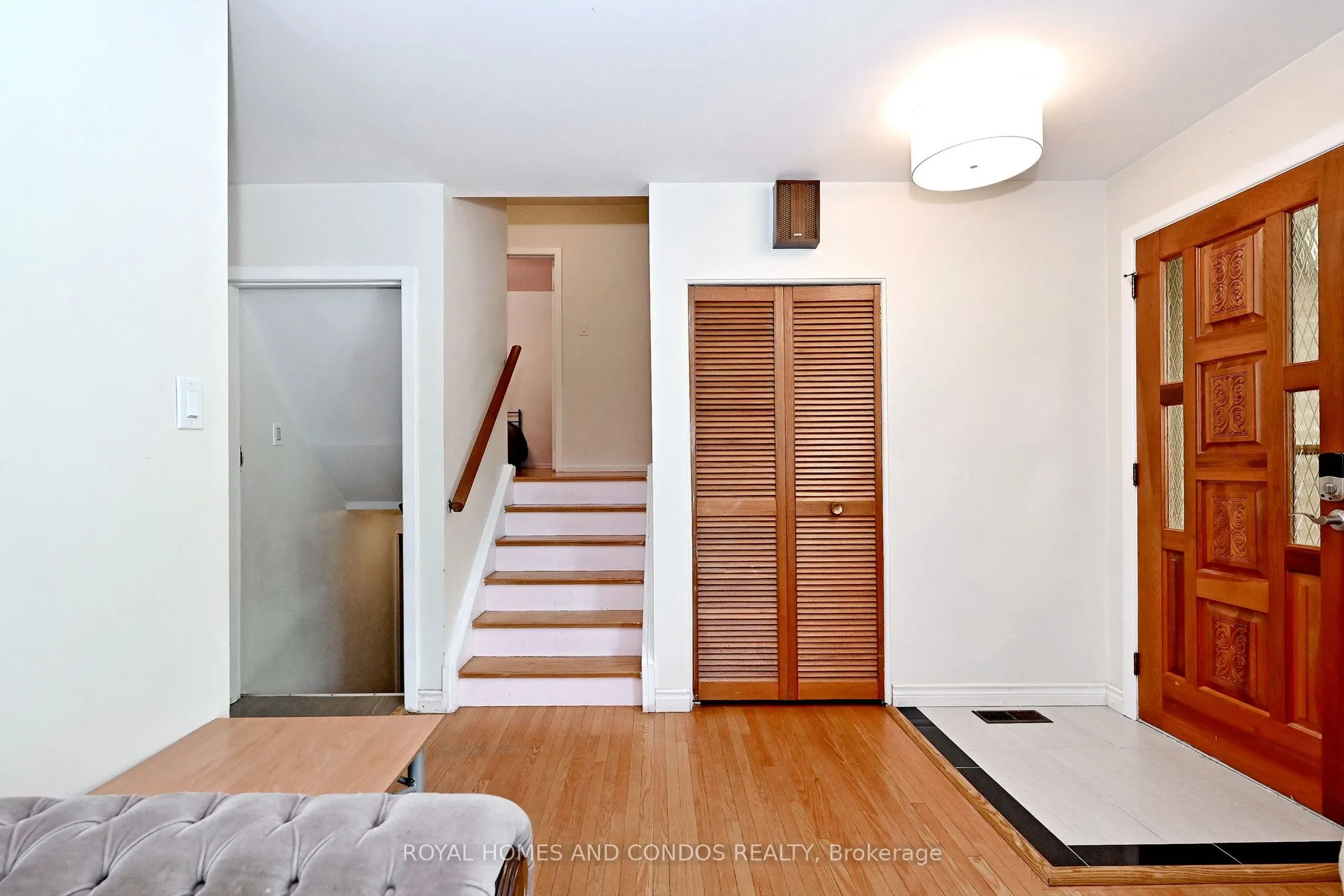 6 Raylawn Crescent