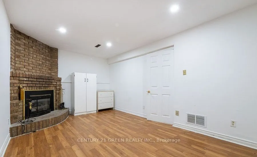 338 Hillside Drive