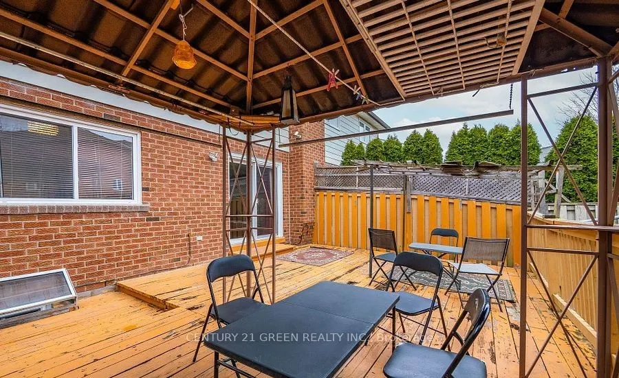 338 Hillside Drive