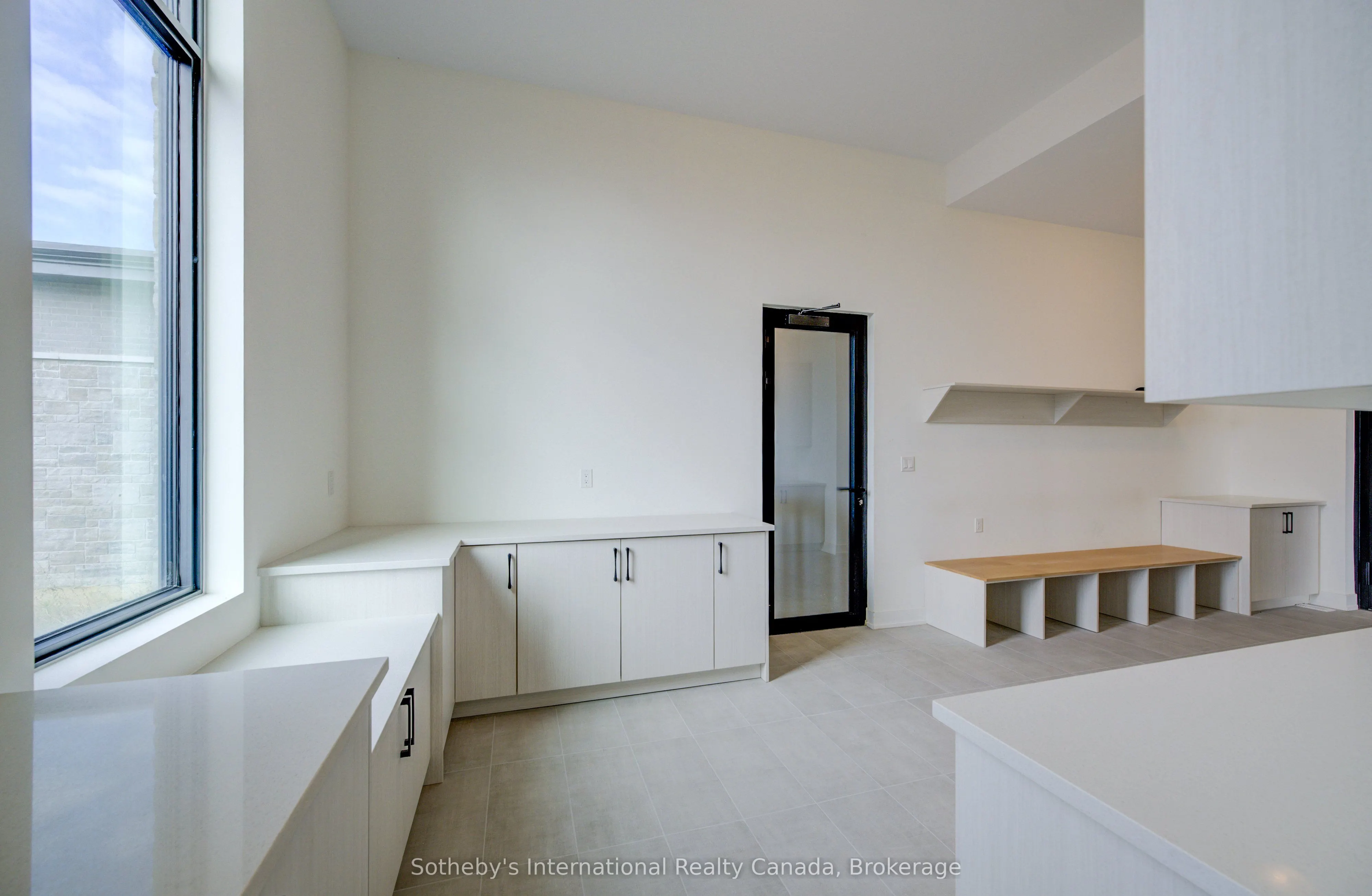 6 Sugarbush Court