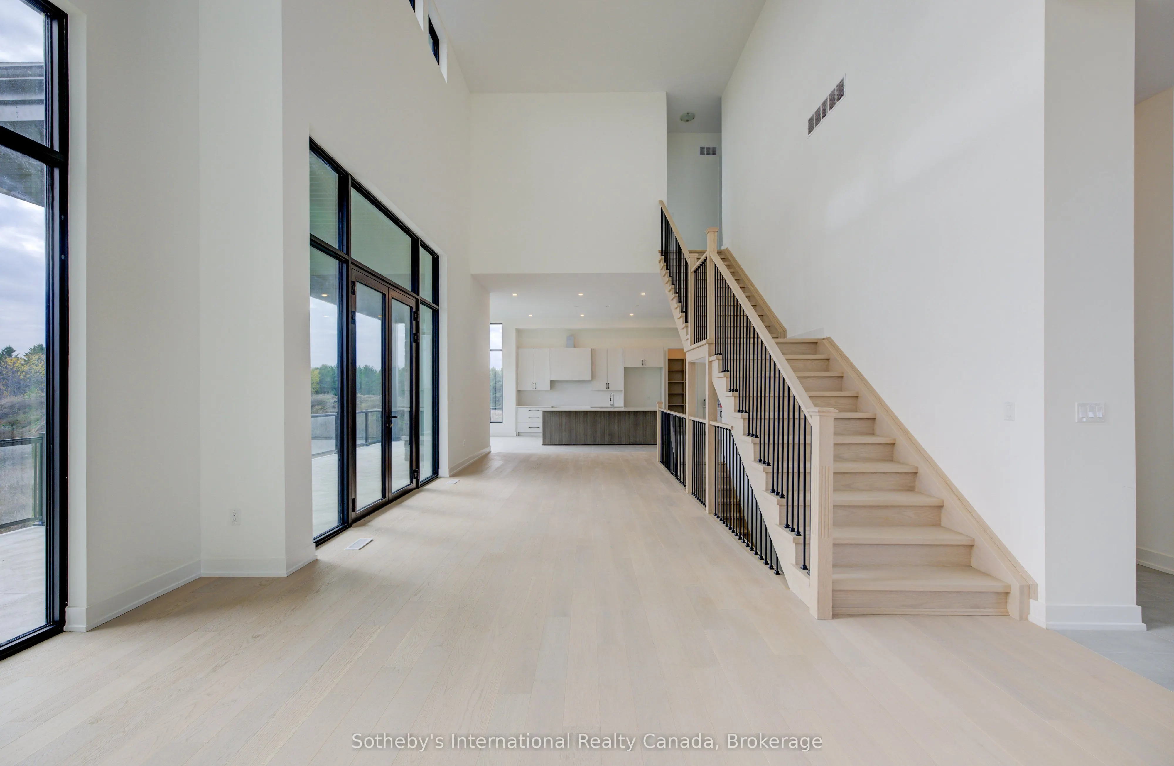 6 Sugarbush Court