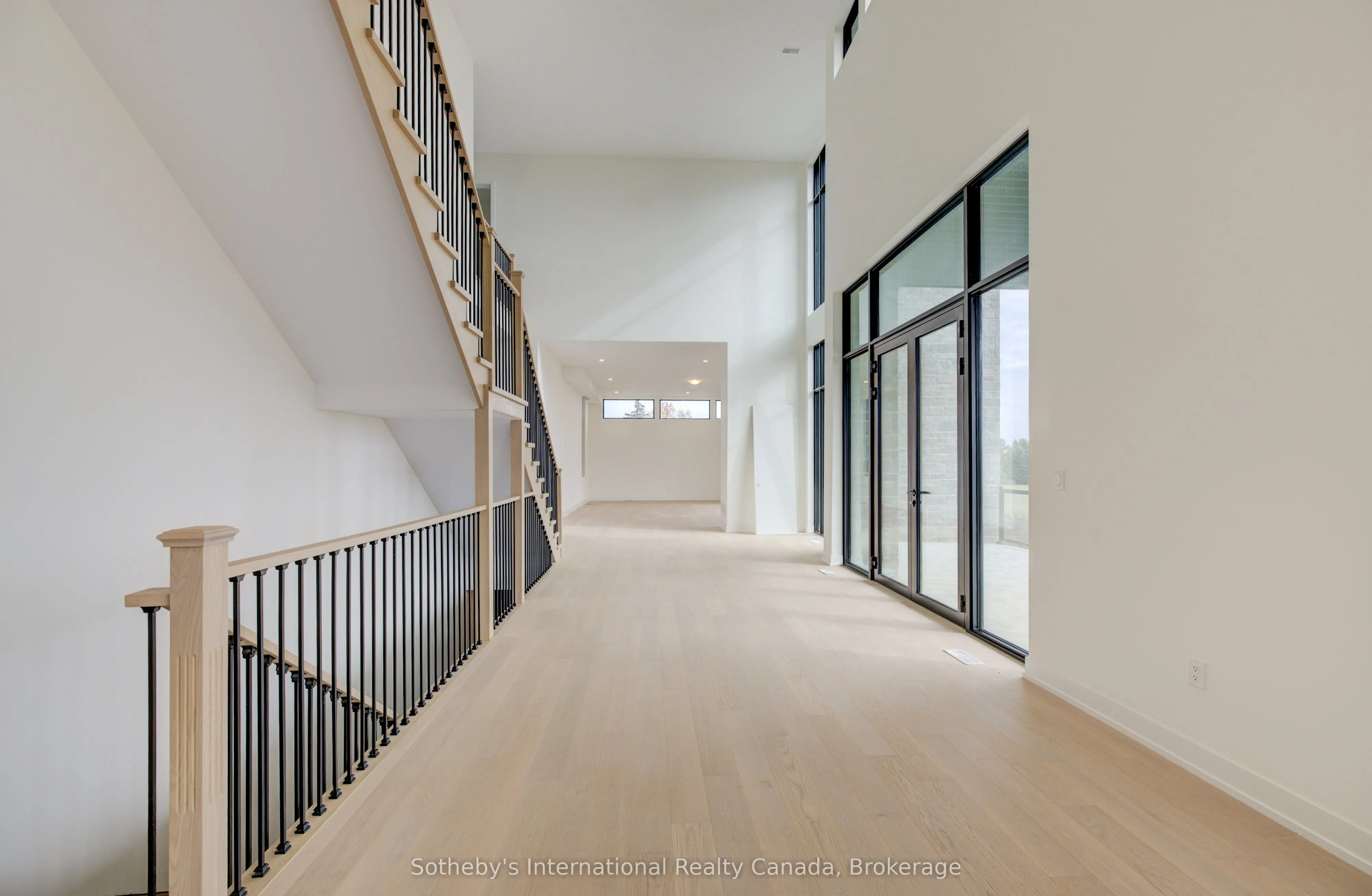 6 Sugarbush Court
