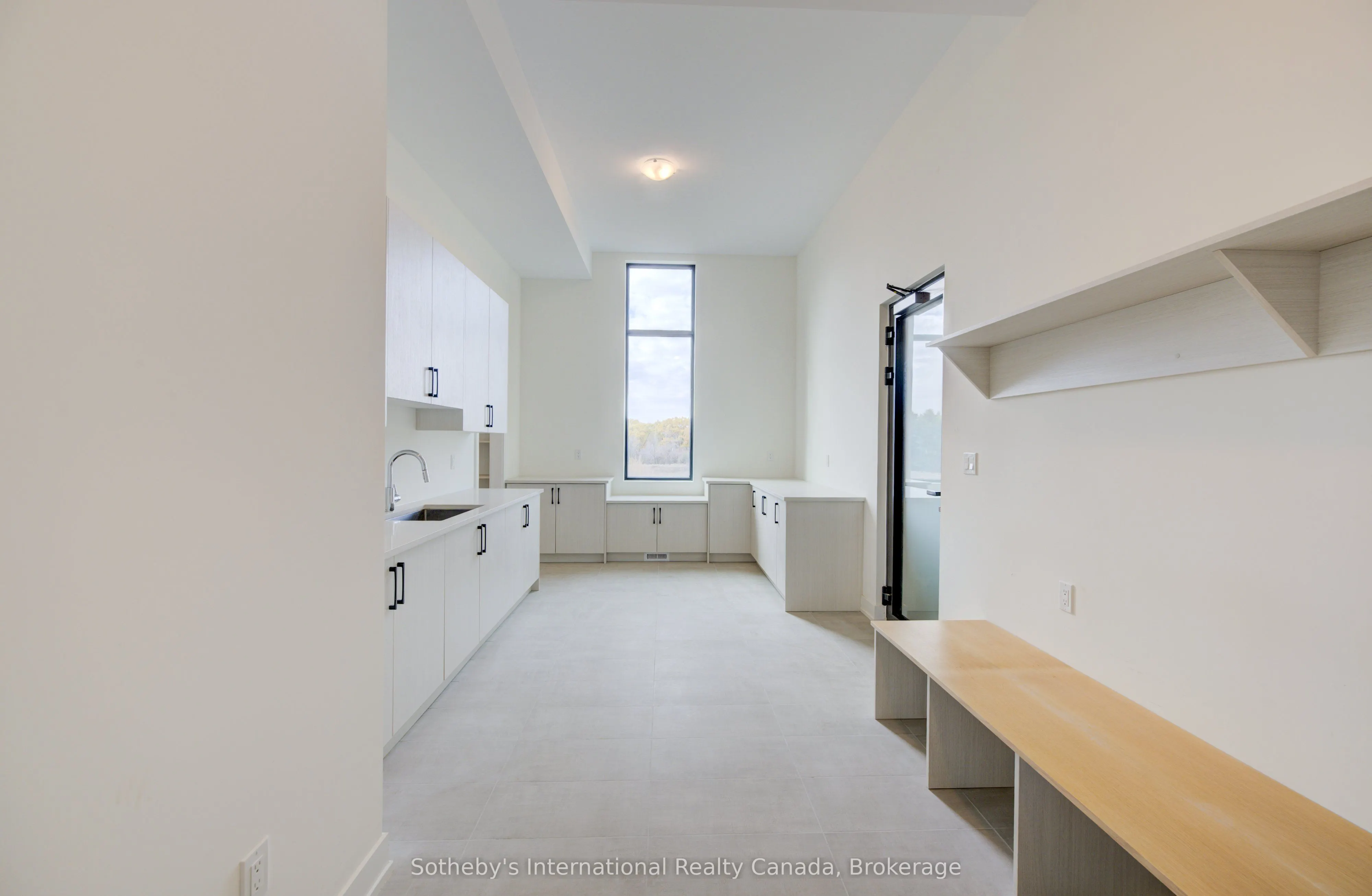 6 Sugarbush Court