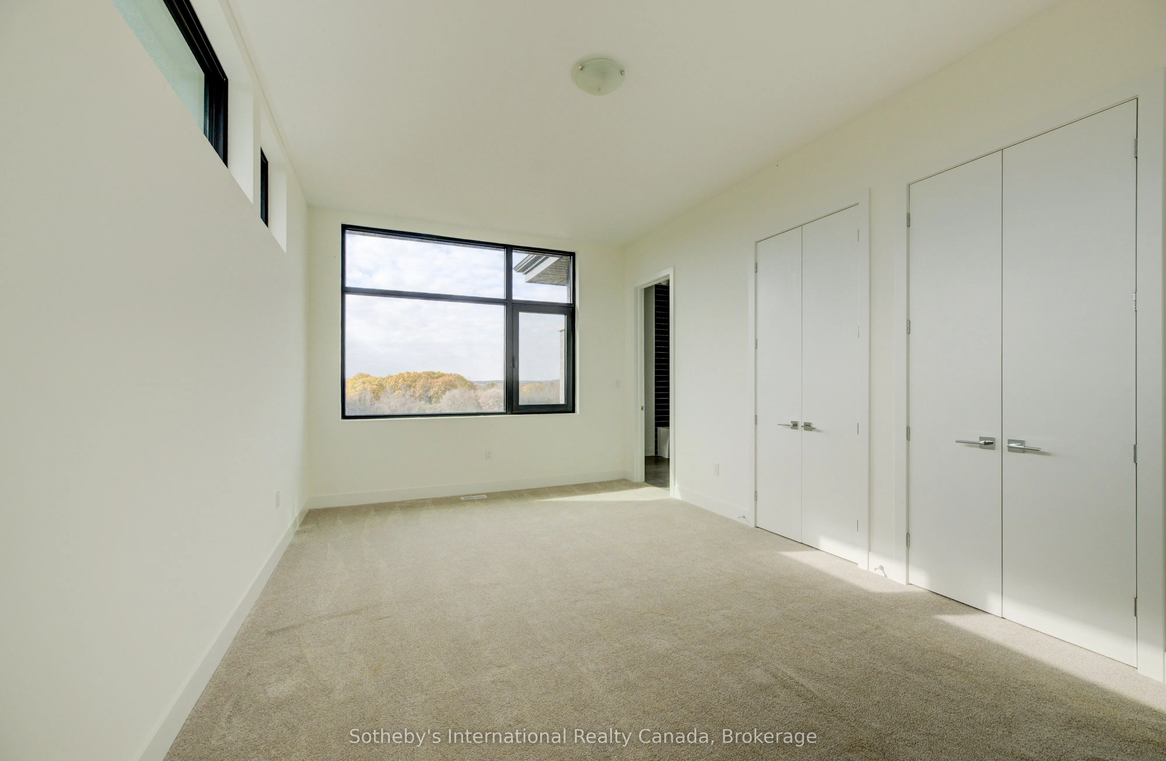 6 Sugarbush Court
