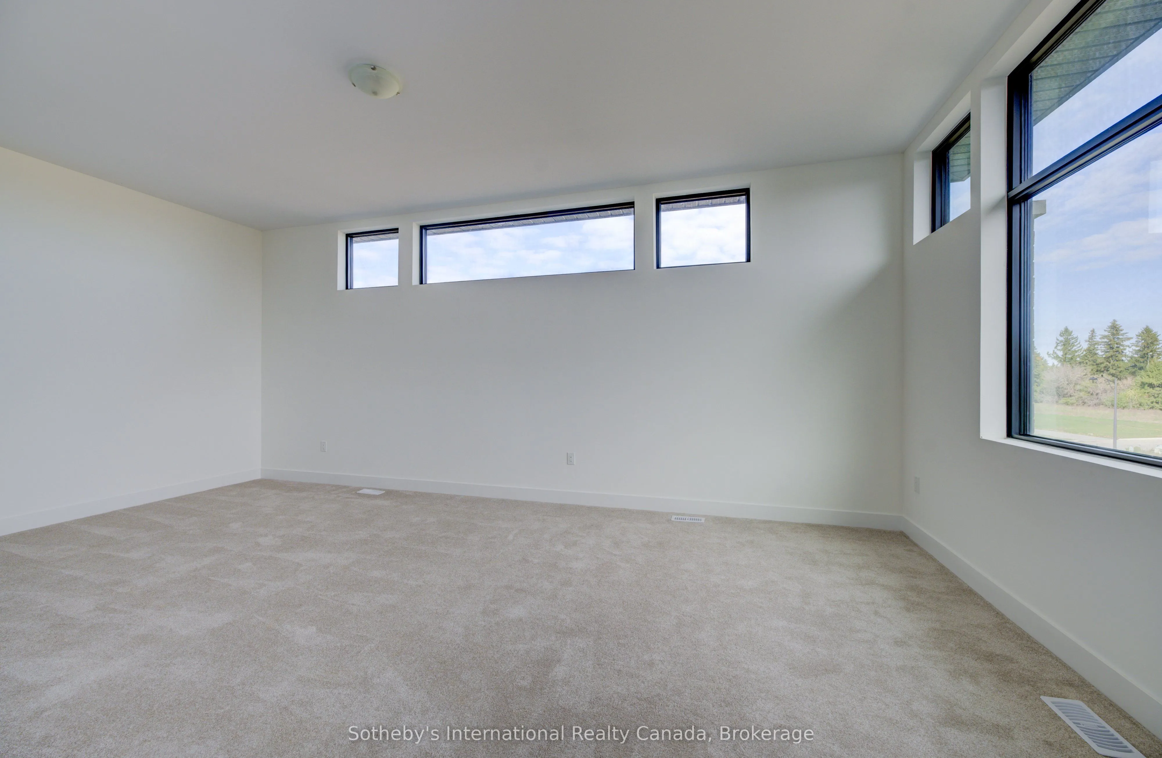 6 Sugarbush Court