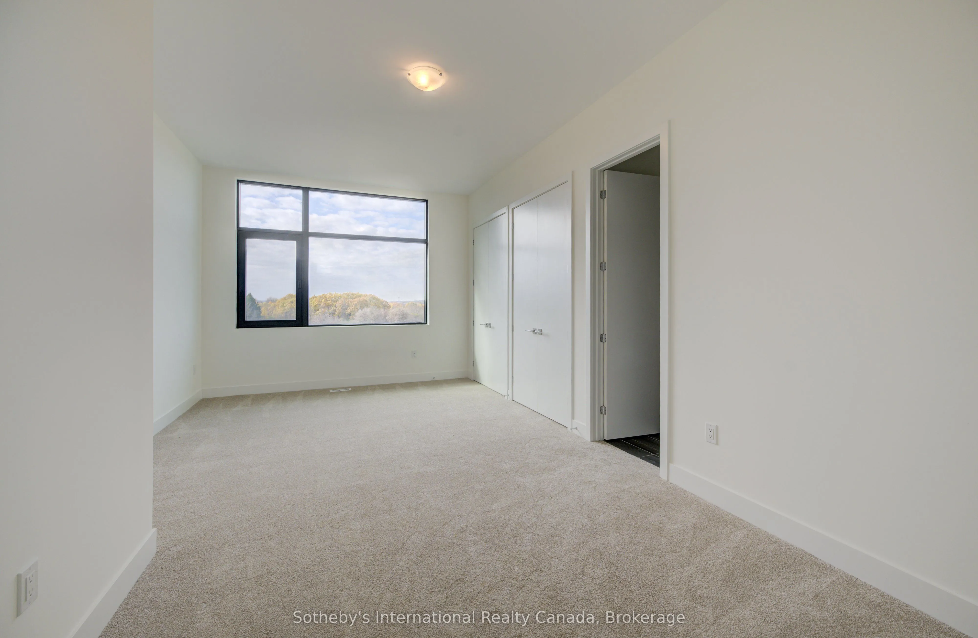 6 Sugarbush Court