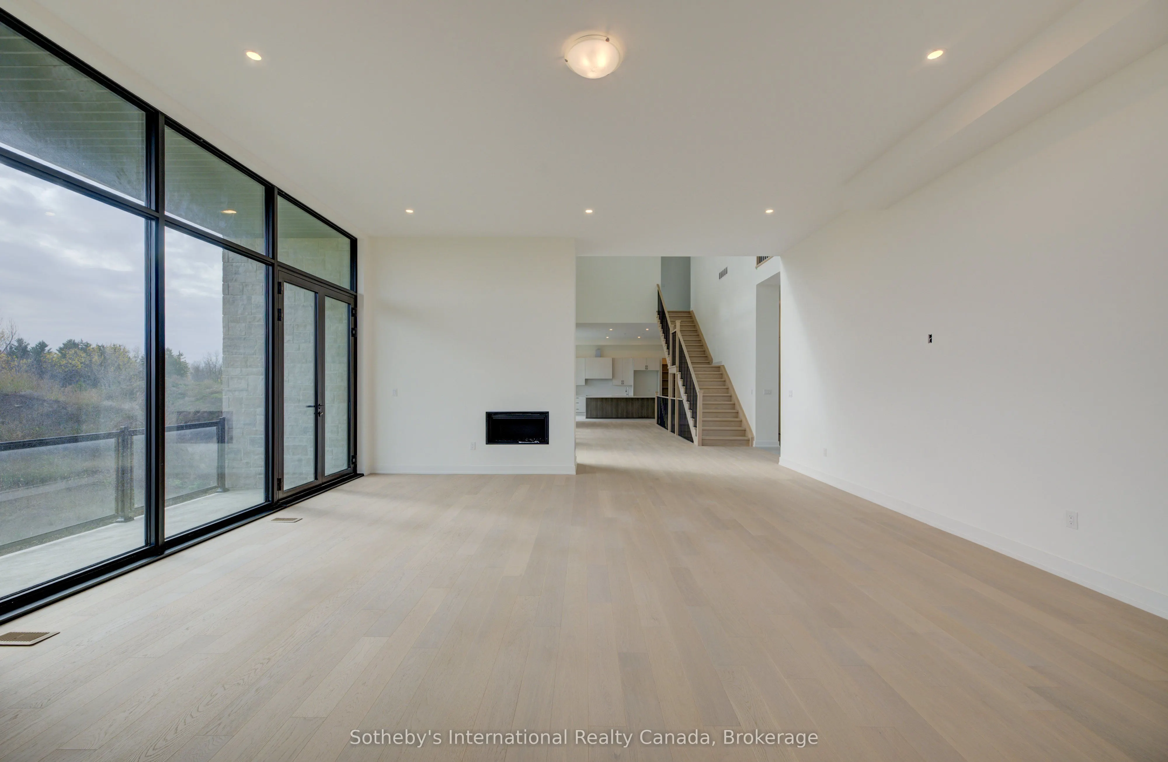 6 Sugarbush Court