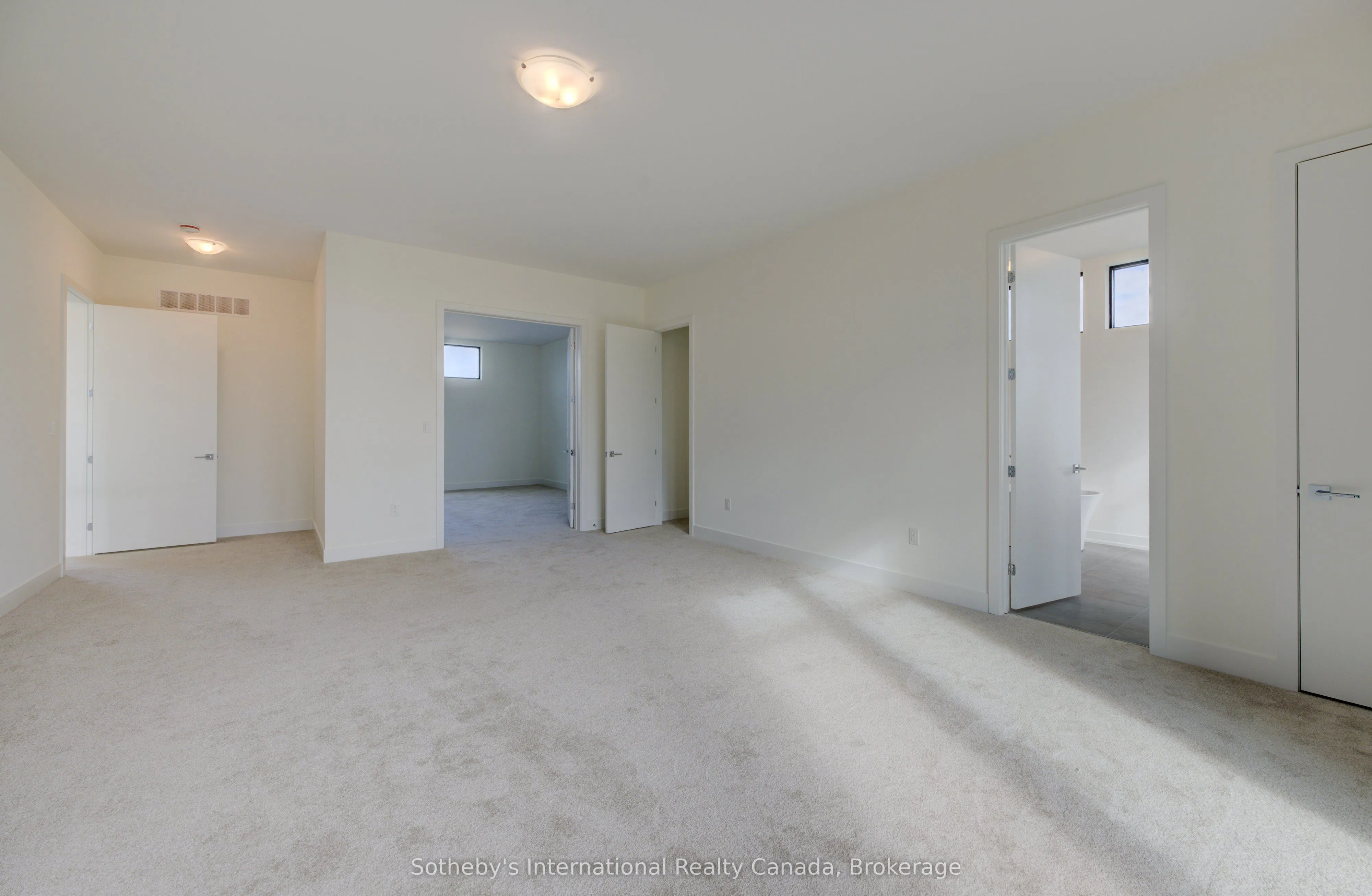 6 Sugarbush Court