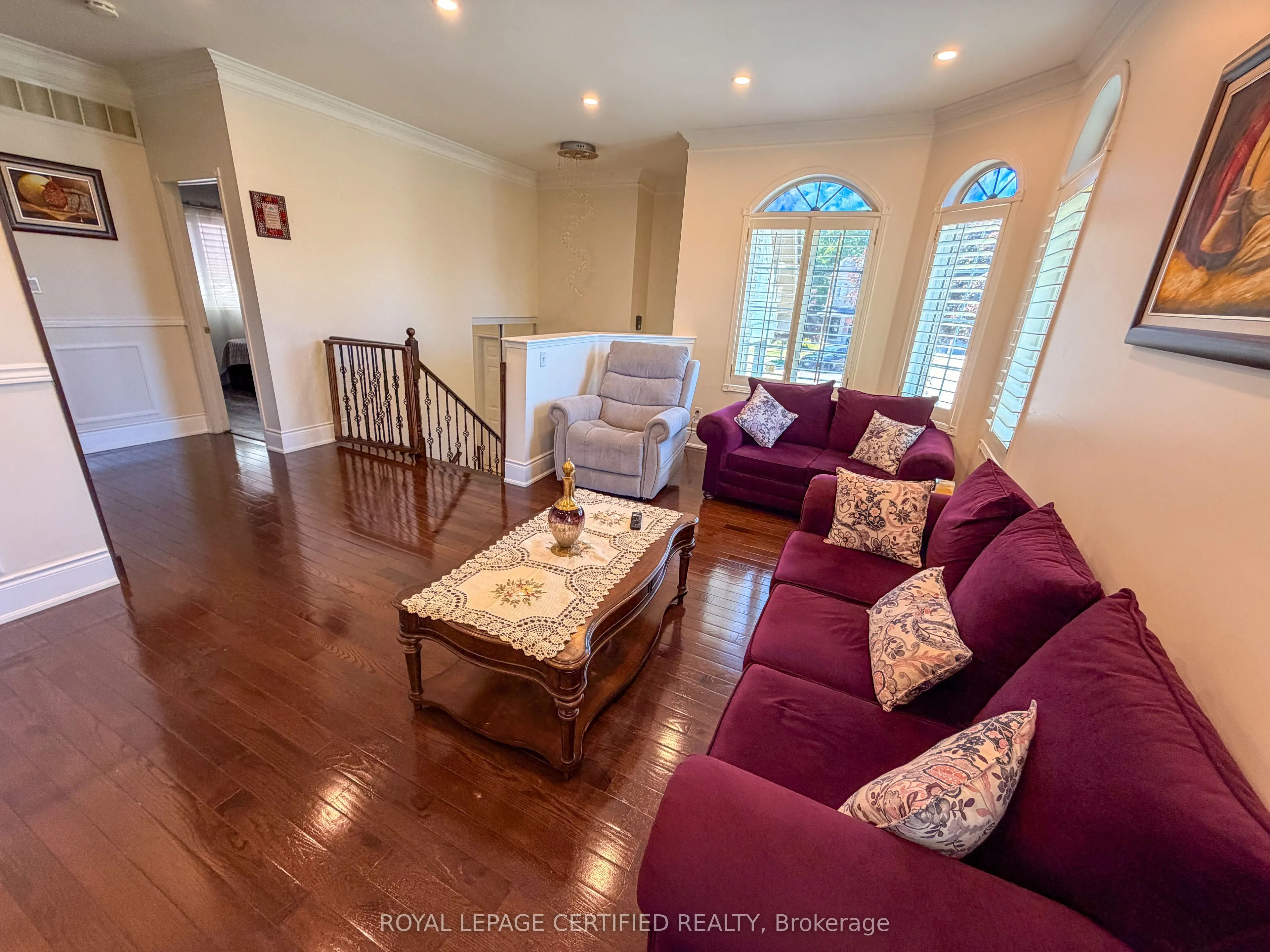 7349 Zinnia Place