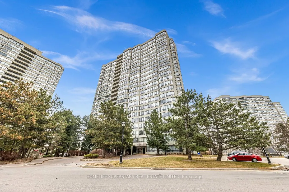 24 Hanover Road #907