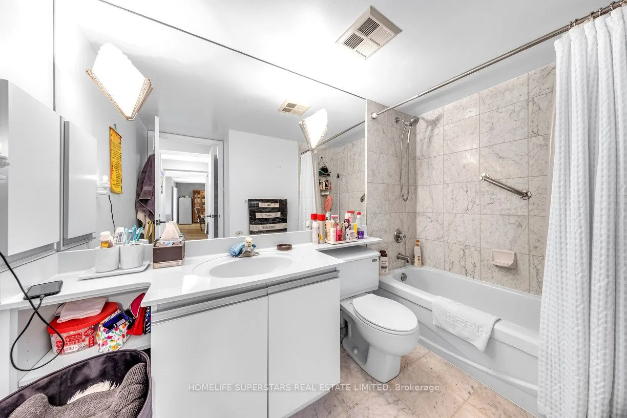 24 Hanover Road #907