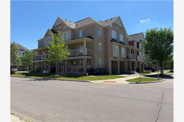 13 Golden Springs Drive