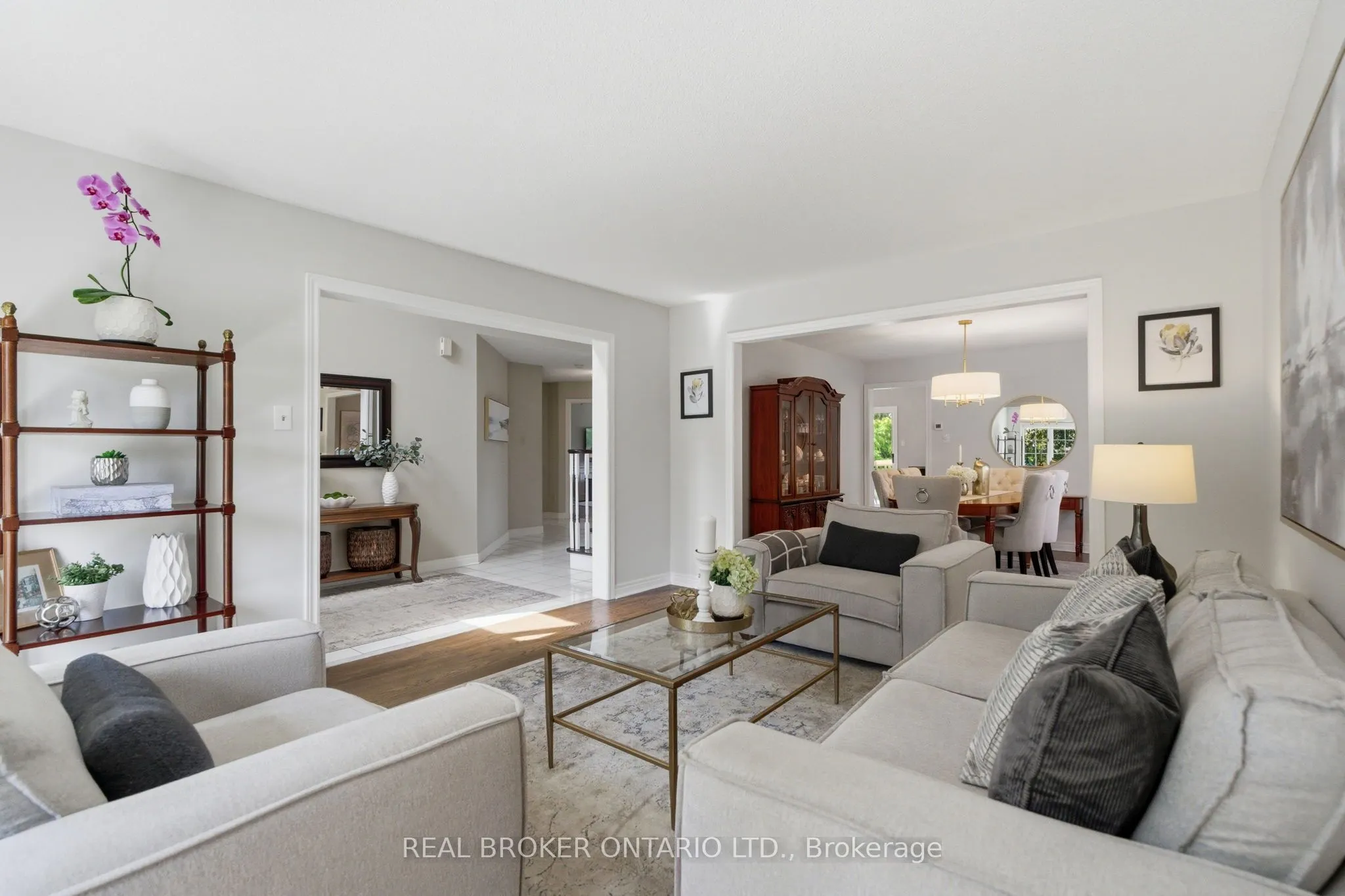2205 Shaftesbury Court
