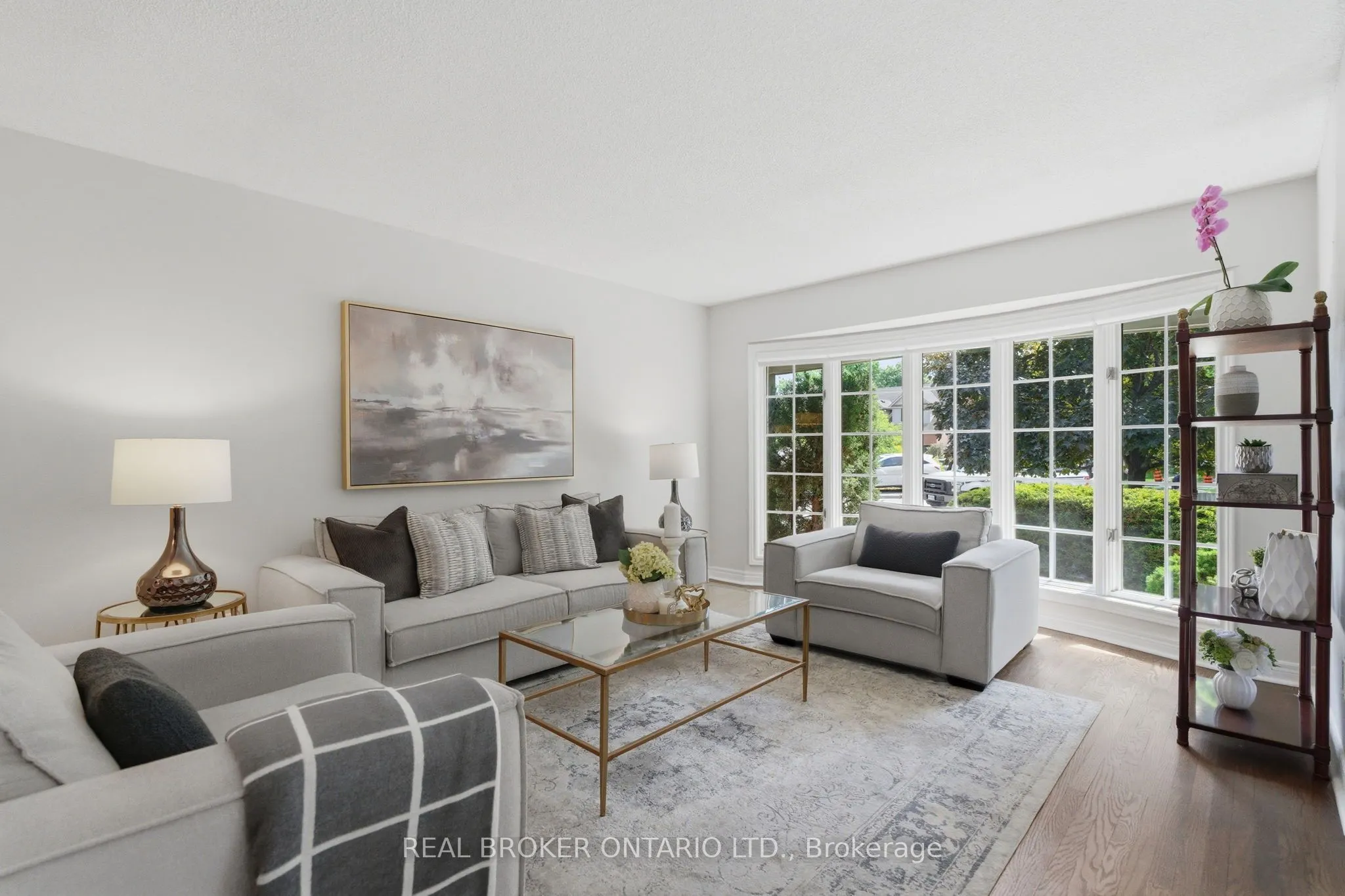 2205 Shaftesbury Court