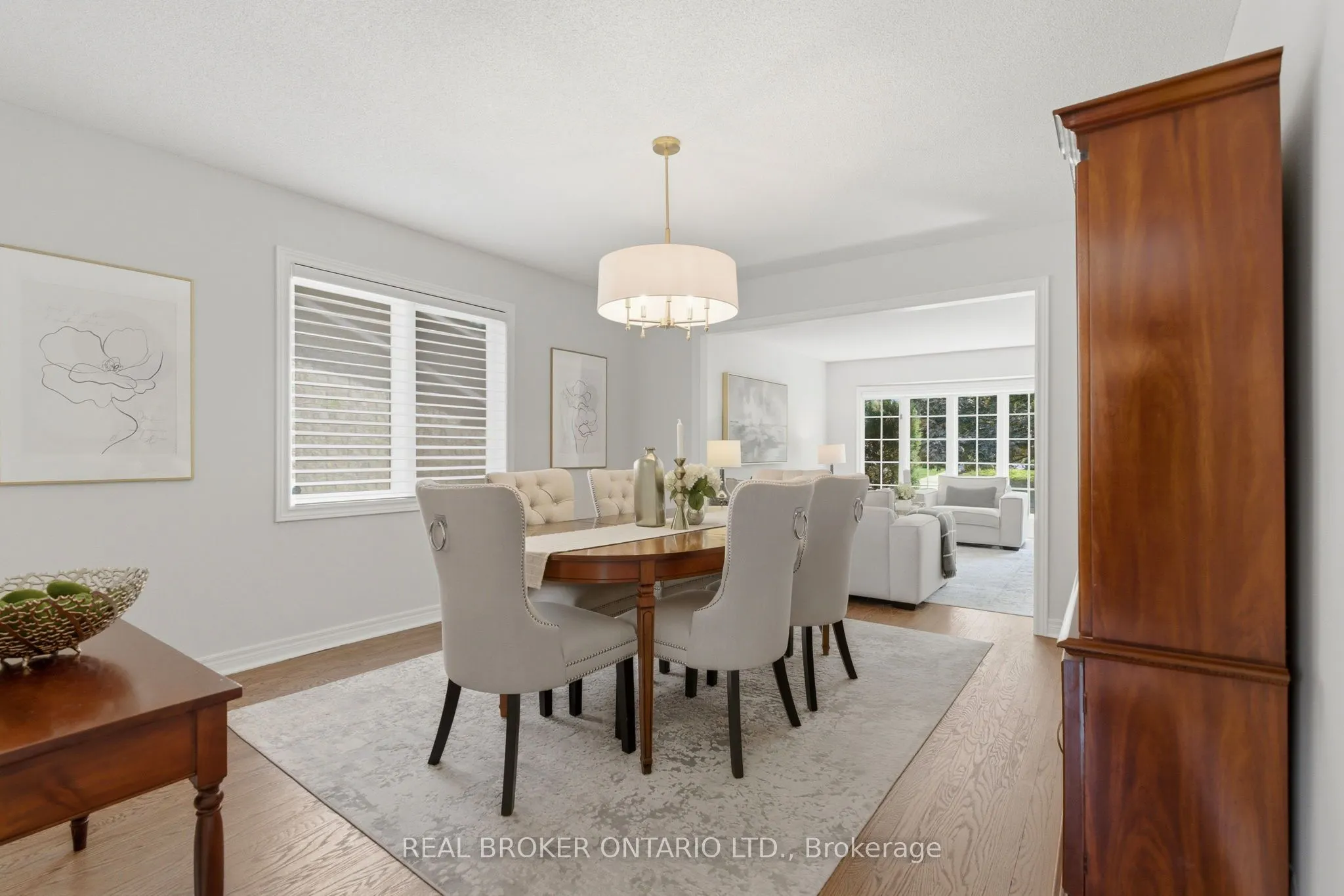 2205 Shaftesbury Court