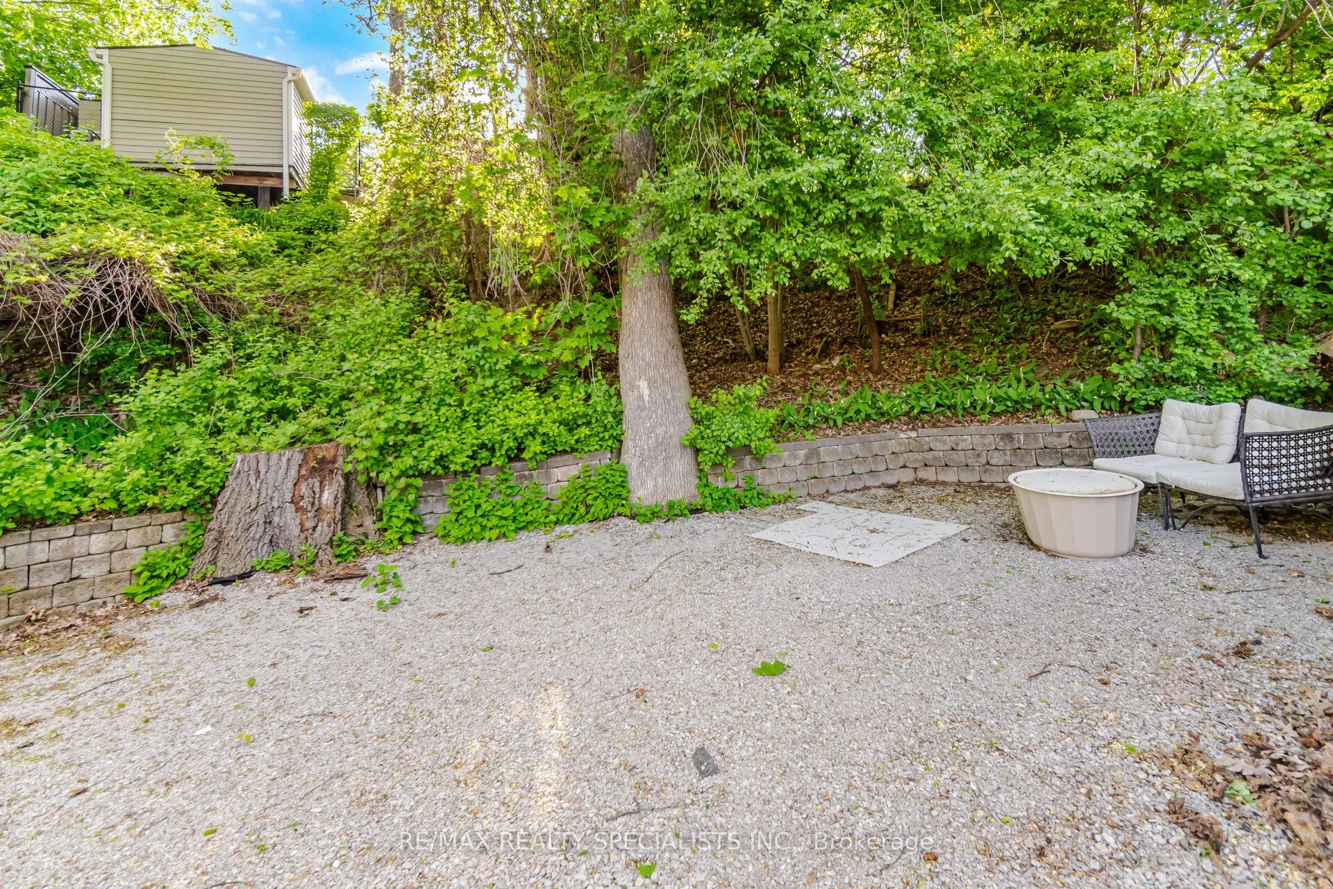 298 South Kingsway