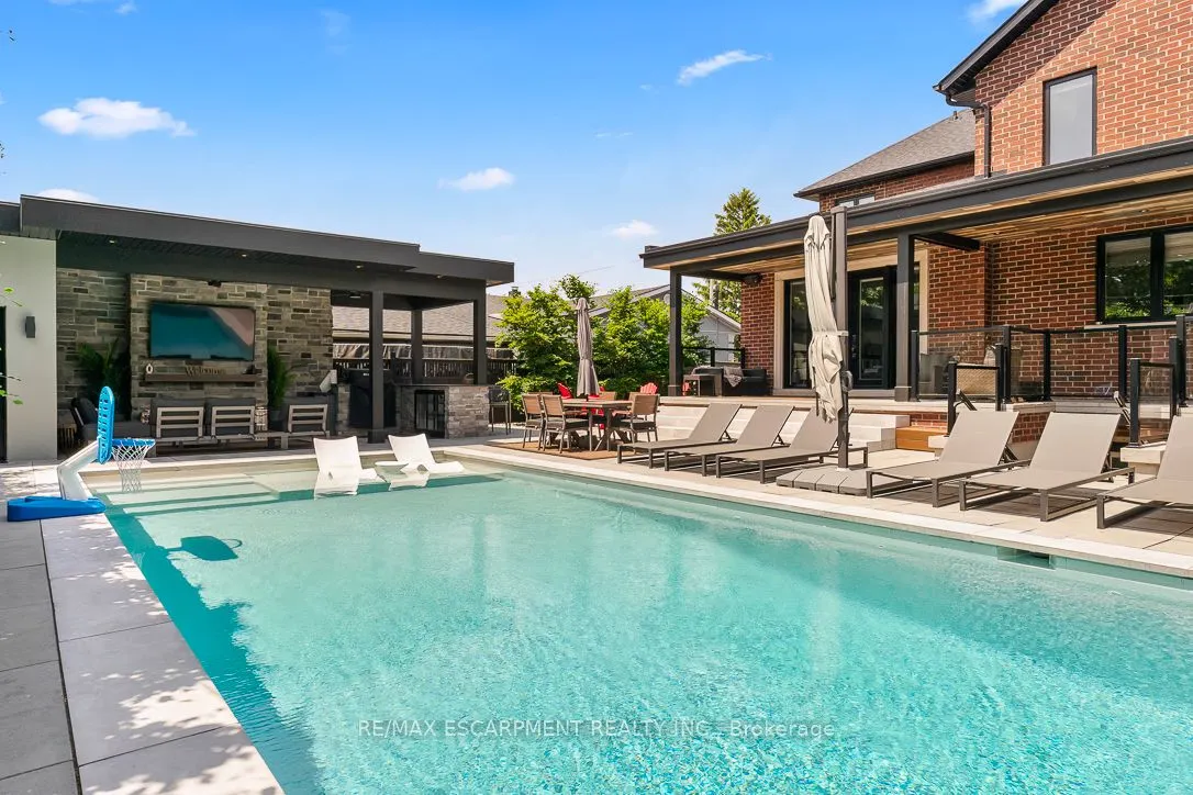 1298 Pinegrove Road